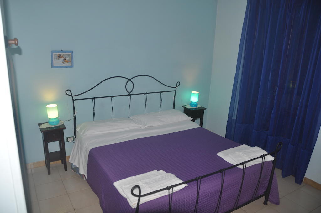 Etna Torre Del Grifo Bed and Breakfast Mascalucia Δωμάτιο φωτογραφία