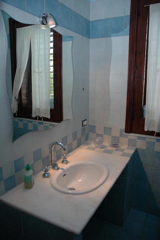 Etna Torre Del Grifo Bed and Breakfast Mascalucia Δωμάτιο φωτογραφία